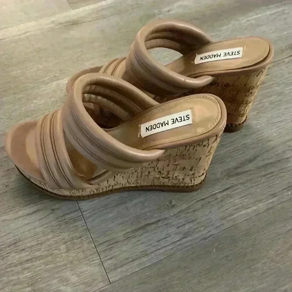 Steve Madden wedges. worn once!! - Picture 2 of 3